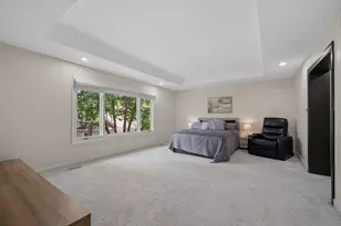 327 Rivershire Ct, Lincolnshire, IL 60069 - Photo 21