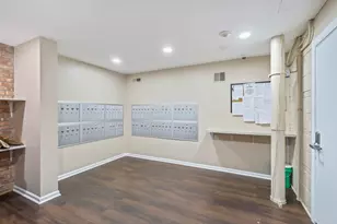 6000 Oakwood Dr, Lisle, IL 60532 - Photo 19
