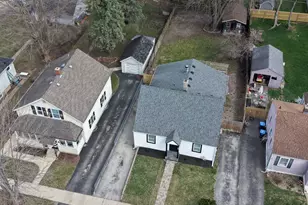 22 N 12th St, Saint Charles, IL 60174 - Photo 37
