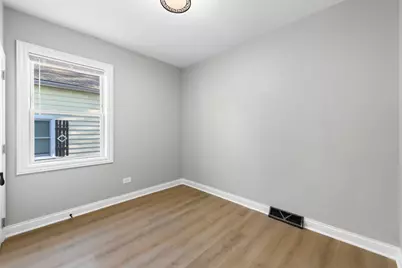 22 N 12th Street, Saint Charles, IL 60174 - Photo 23