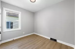 22 N 12th St, Saint Charles, IL 60174 - Photo 23