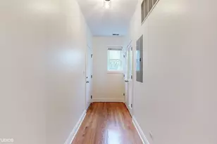 1546 W Sherwin Ave, Chicago, IL 60626 - Photo 23