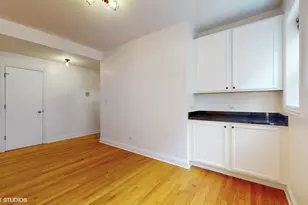1546 W Sherwin Ave, Chicago, IL 60626 - Photo 13