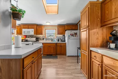 611 Bluebird Circle, Sandwich, IL 60548 - Photo 9