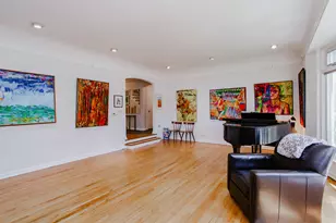 6636 N Talman Ave, Chicago, IL 60645 - Photo 13