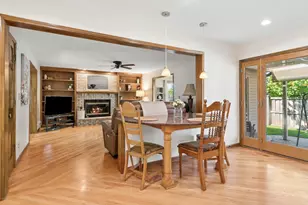 2001 Lakeview Ct, Naperville, IL 60565 - Photo 11
