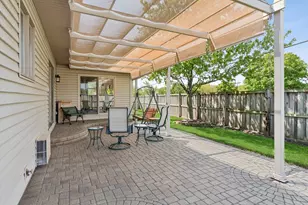 2001 Lakeview Ct, Naperville, IL 60565 - Photo 31