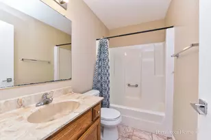 2475 Westleigh Ct, Aurora, IL 60504 - Photo 21