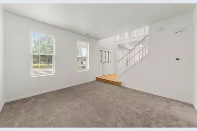 707 Hoover Drive, Oswego, IL 60543 - Photo 5