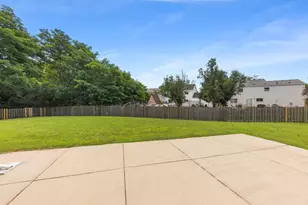 707 Hoover Dr, Oswego, IL 60543 - Photo 25
