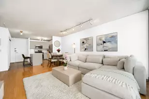 1960 N Lincoln Park W, Chicago, IL 60614 - Photo 7