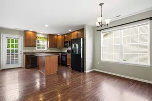 409 Lauterbur Ln, Champaign, IL 61822 - Photo 9