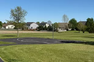 2902 Hampton Ave, North Aurora, IL 60542 - Photo 85