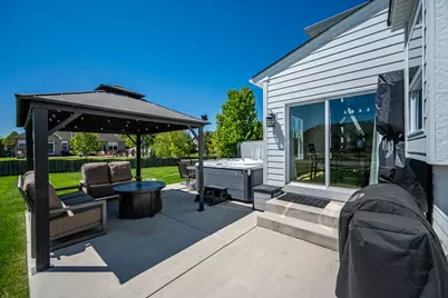 2902 Hampton Avenue, North Aurora, IL 60542 - Photo 71