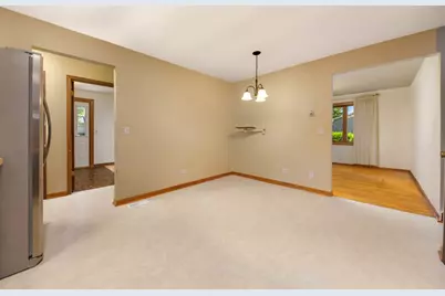 1403 E Lowden Avenue, Wheaton, IL 60189 - Photo 9