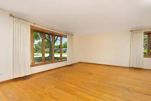 1403 E Lowden Ave, Wheaton, IL 60189 - Photo 5