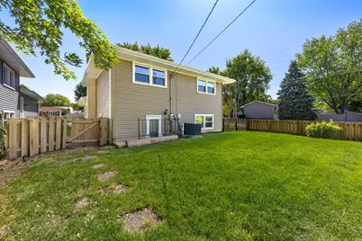 1403 E Lowden Avenue, Wheaton, IL 60189 - Photo 31