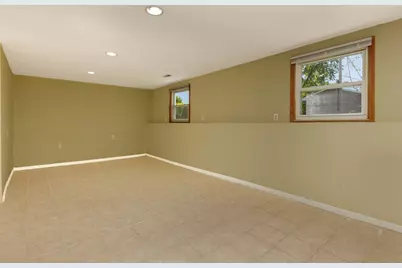 1403 E Lowden Avenue, Wheaton, IL 60189 - Photo 23