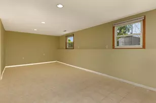 1403 E Lowden Ave, Wheaton, IL 60189 - Photo 23