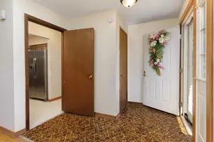 1403 E Lowden Ave, Wheaton, IL 60189 - Photo 3