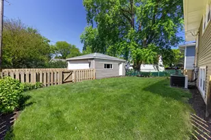 1403 E Lowden Ave, Wheaton, IL 60189 - Photo 33
