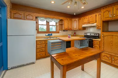 6687 Route 166, Creal Springs, IL 62922 - Photo 23