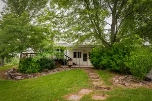 6687 Route 166, Creal Springs, IL 62922 - Photo 45
