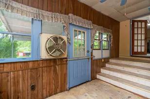 6687 Route 166, Creal Springs, IL 62922 - Photo 41