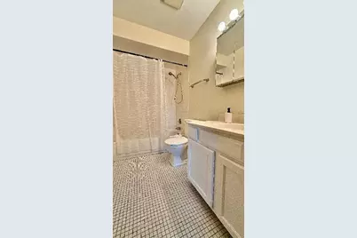 1018 Castilian Court #209, Glenview, IL 60025 - Photo 5