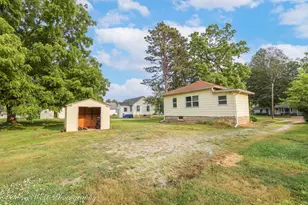 1515 Elmwood Ave, Dekalb, IL 60115 - Photo 23