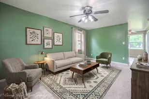 1515 Elmwood Ave, Dekalb, IL 60115 - Photo 3