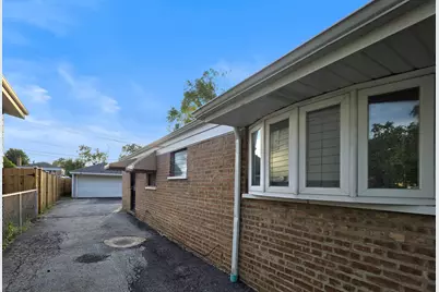 14634 Kenwood Avenue, Dolton, IL 60419 - Photo 9