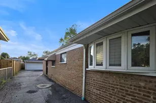 14634 Kenwood Ave, Dolton, IL 60419 - Photo 9