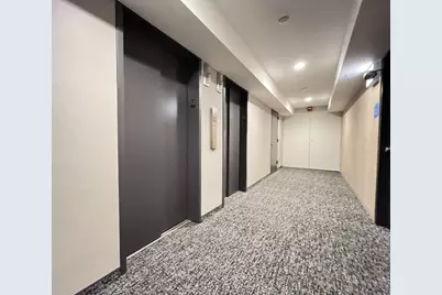 300 N State Street #5225, Chicago, IL 60654 - Photo 21