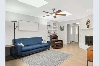 16W660 89th Place, Willowbrook, IL 60527 - Photo 9