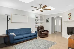 16W660 89th Pl, Willowbrook, IL 60527 - Photo 9