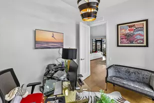 21 N May St, Chicago, IL 60607 - Photo 33