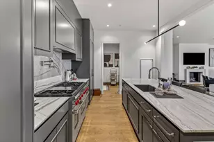 21 N May St, Chicago, IL 60607 - Photo 27