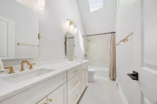 877 Stillwell Ct, Wheaton, IL 60189 - Photo 17