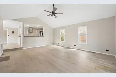 228 Raymond Avenue, Barrington, IL 60010 - Photo 9