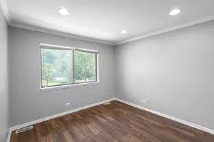 7345 Winthrop Way, Downers Grove, IL 60516 - Photo 19