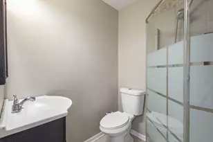 7345 Winthrop Way, Downers Grove, IL 60516 - Photo 21