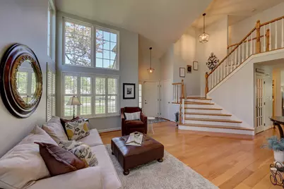 411 Belmont Lane, Bartlett, IL 60103 - Photo 5