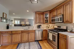 411 Belmont Ln, Bartlett, IL 60103 - Photo 11