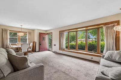 8106 W Courtland Avenue, Norridge, IL 60706 - Photo 5