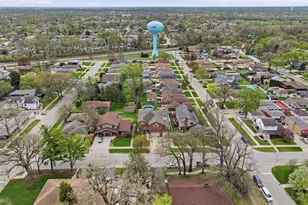 5733 W 97th St, Oak Lawn, IL 60453 - Photo 3