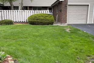 842 Greenbriar Ln, University Park, IL 60484 - Photo 1
