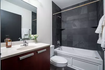 808 N Greenview Avenue #2E, Chicago, IL 60642 - Photo 23