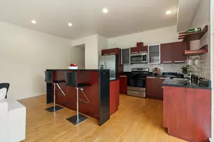 808 N Greenview Ave, Chicago, IL 60642 - Photo 13