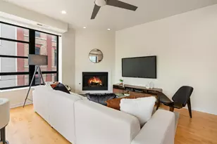 808 N Greenview Ave, Chicago, IL 60642 - Photo 5
